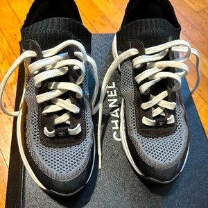 Chanel Women's CC Low-Top Sneakers Patent Leather and Mesh Gray And Black